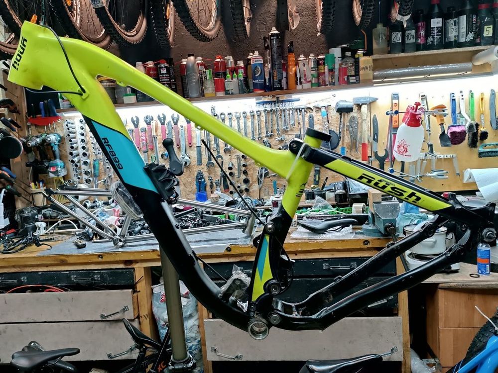 Рама Rush hour RF899 L (43 см) 27.5&quot;