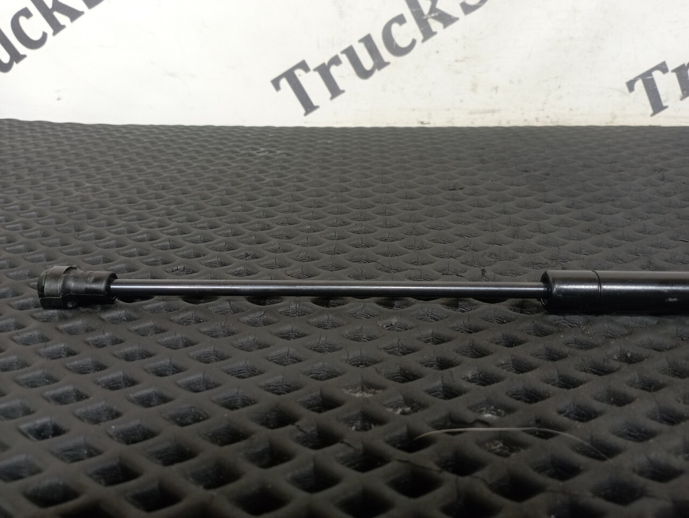 Амортизатор инструментального ящика 2023г.