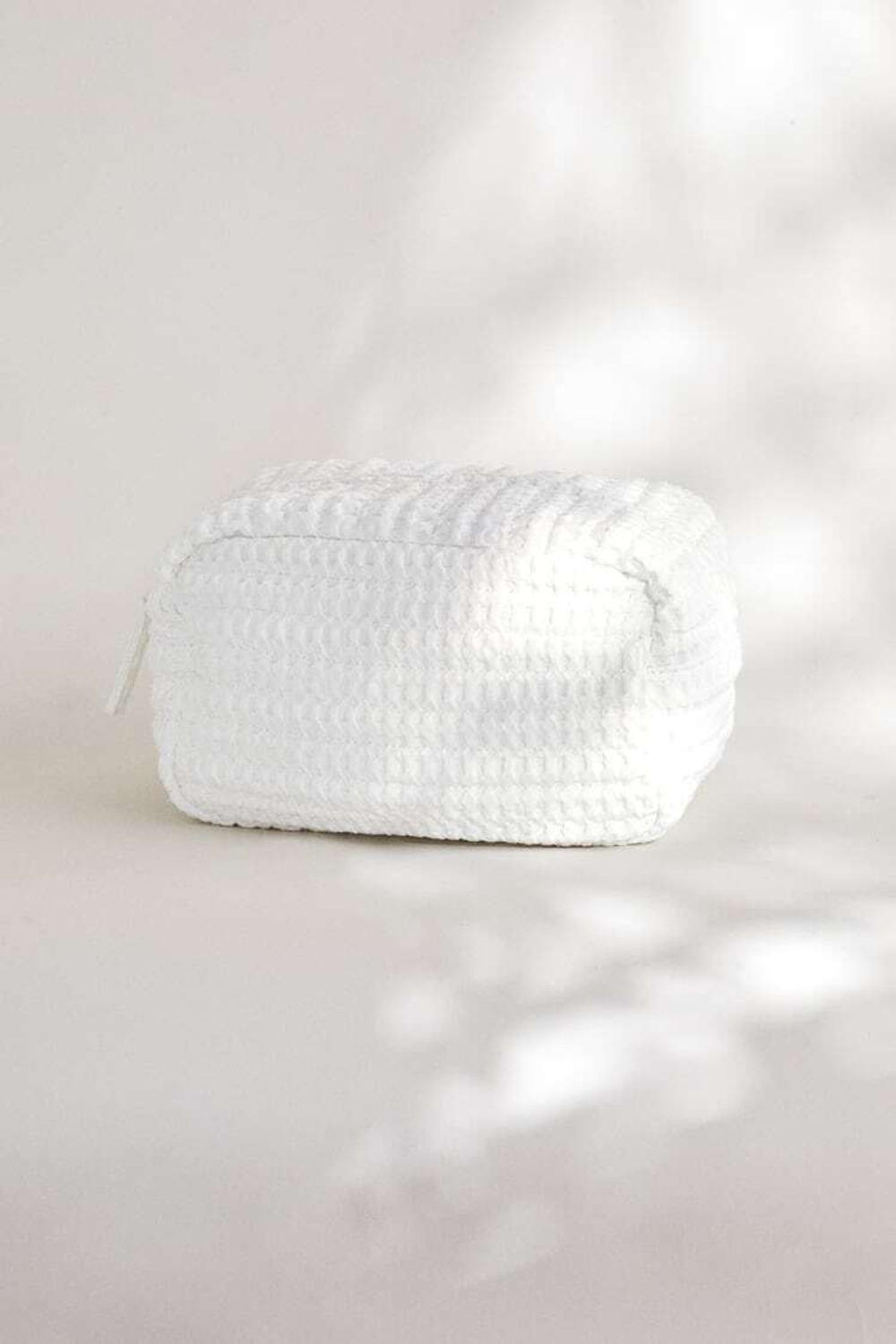 ZARA HOME СУМКА ДЛЯ МАКИЯЖА ИЗ ВАФЕЛЬНОЙ ТКАНИ,  БЕЛЫЙ