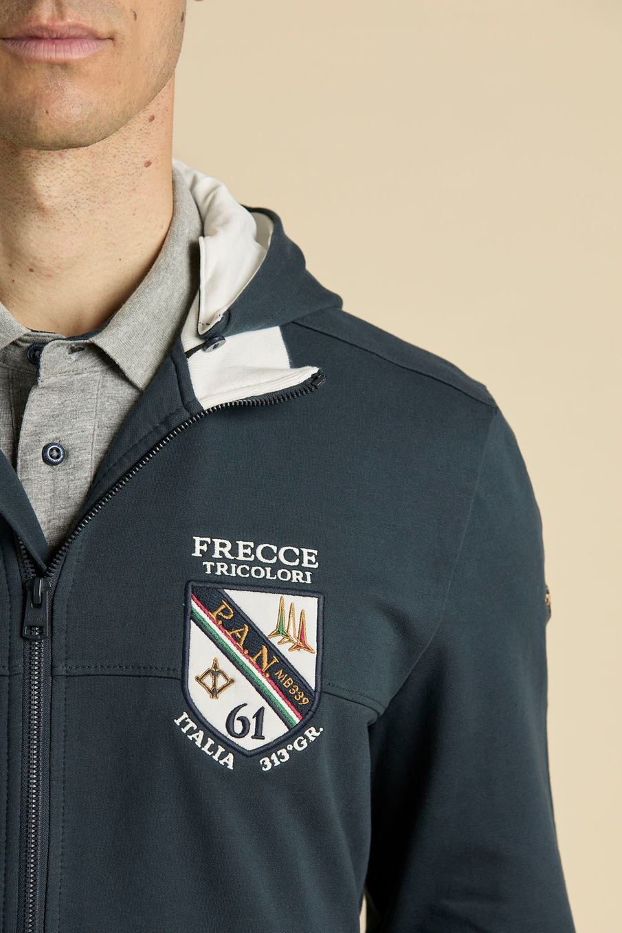 Спортивный костюм из хлопка