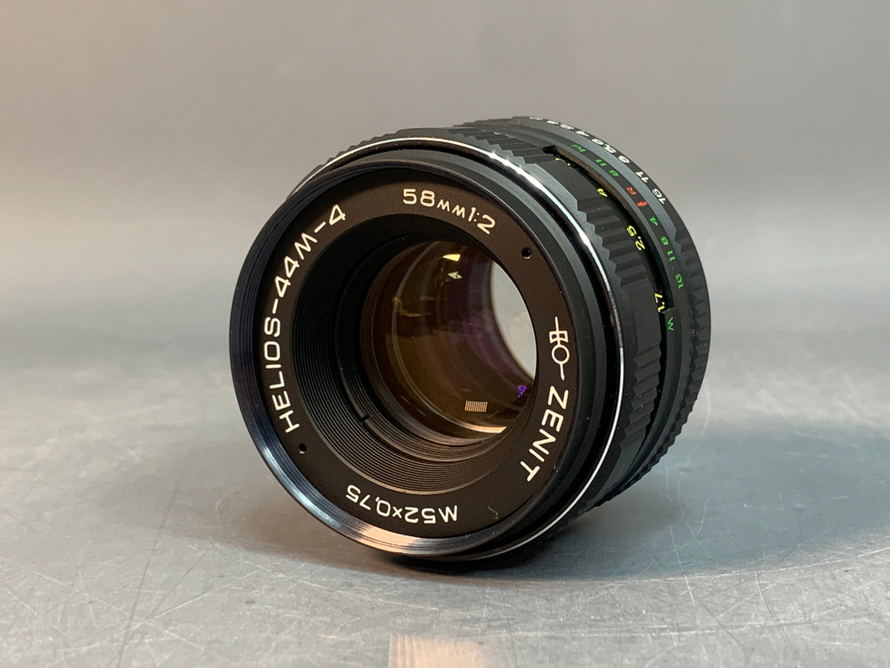 Helios-44M-4