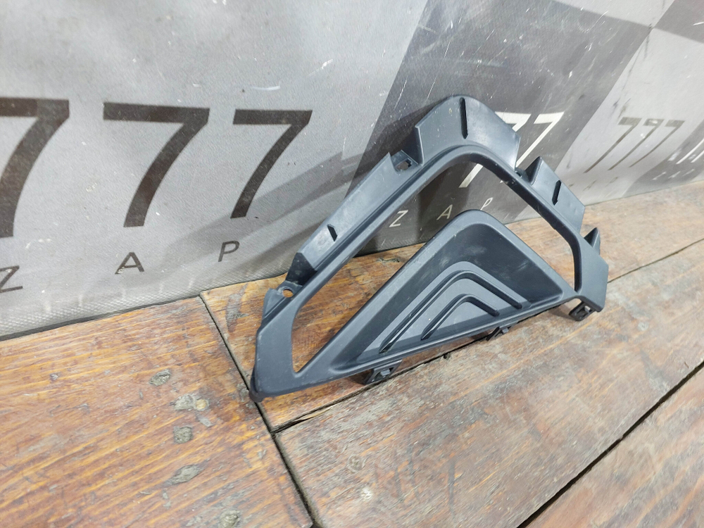 Накладка ДХО переднего бампера правая FAW Bestune T99 22-нв Б/У Оригинал 2803312BQ21