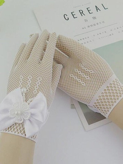 Детские праздничные перчатки к платью