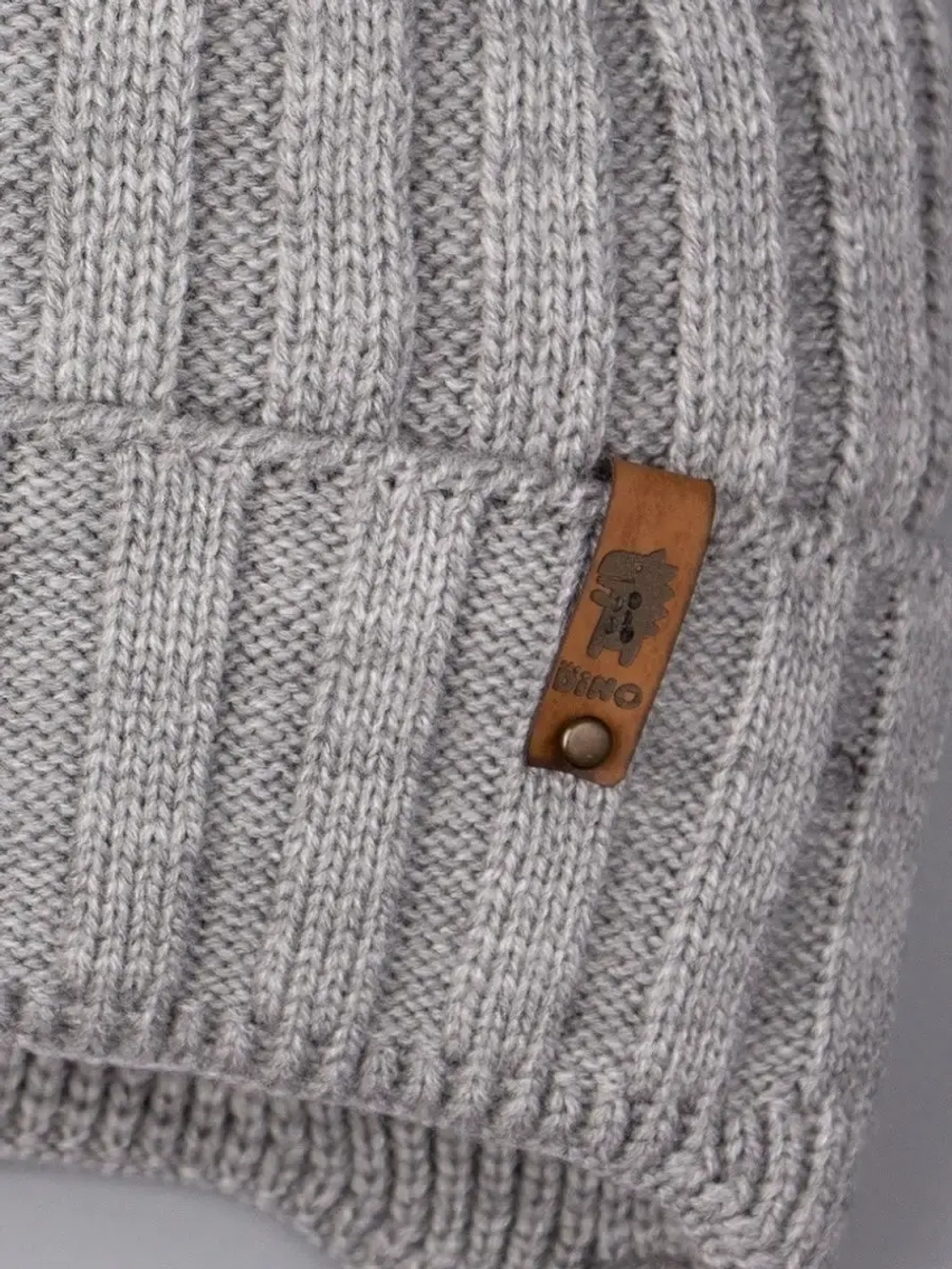 Шапка для мальчика осенняя на завязках