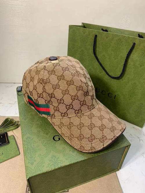 Бейсболка Gucci