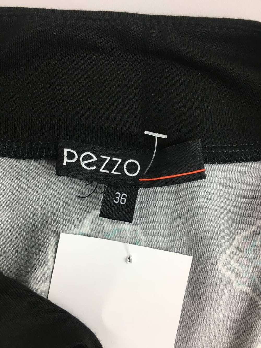 Платье Pezzo с принтом 42 размер