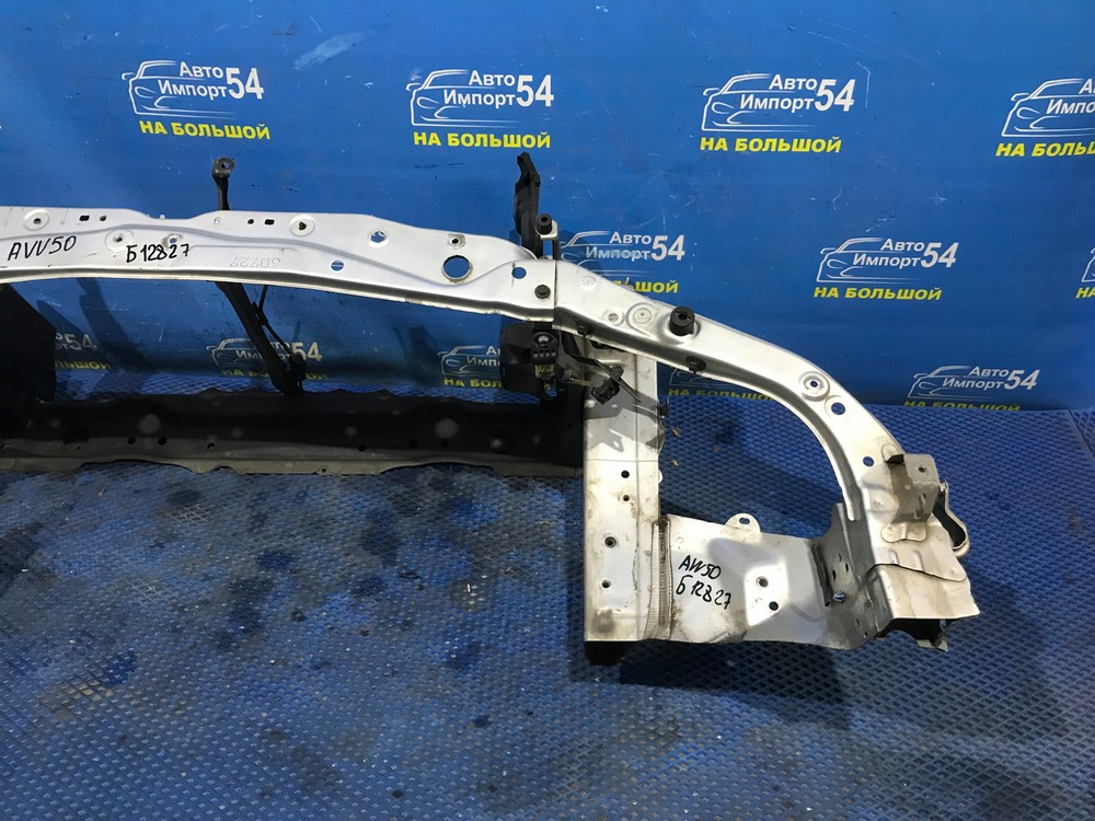 Рамка радиатора / телевизор TOYOTA CAMRY 2011-2017