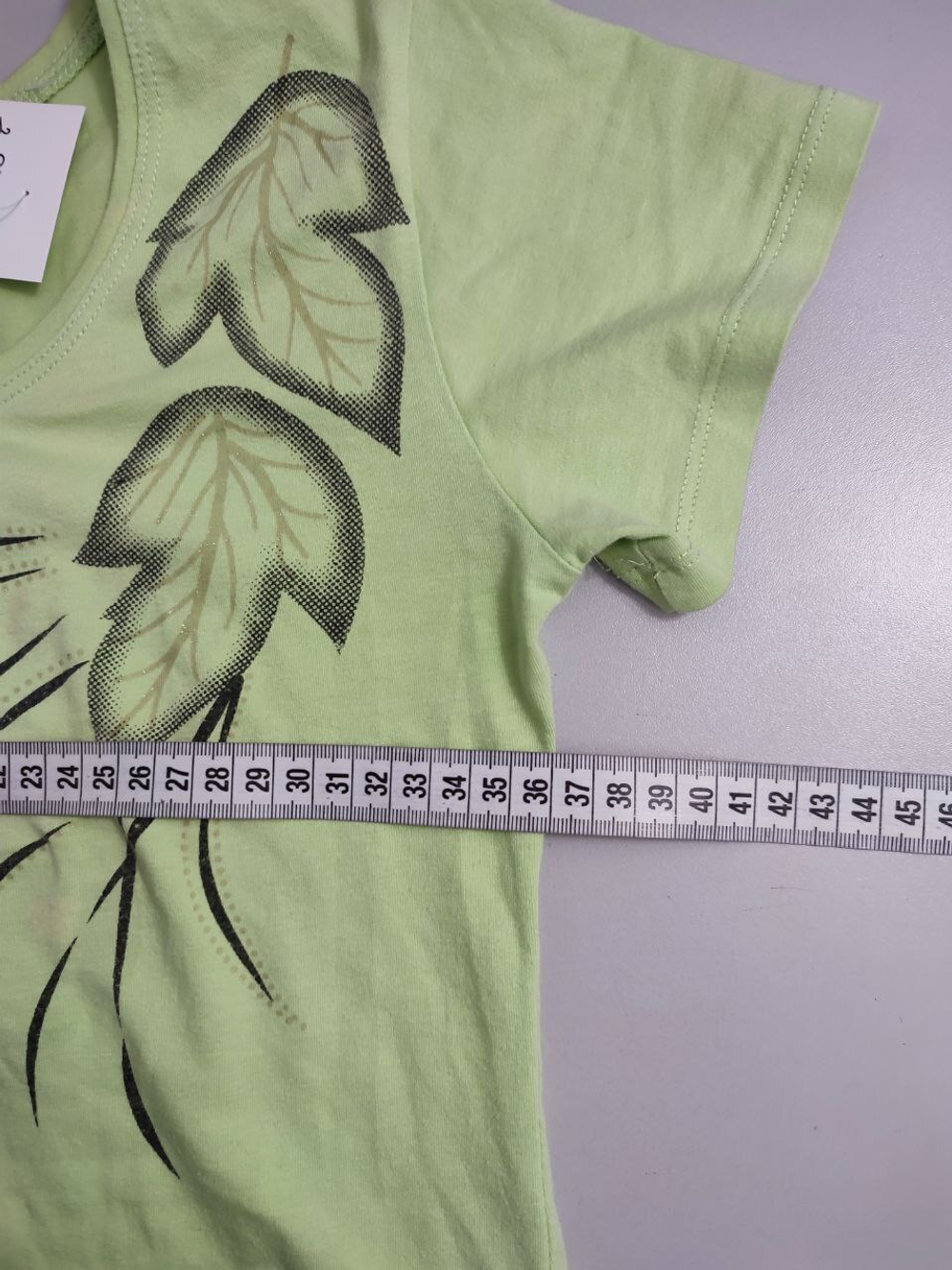 Футболка красивого оттенка на 12/14 лет