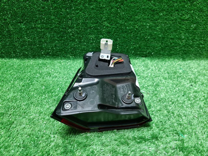 Фонарь правый внутренний Chery Tiggo 8 Pro (2021-н.в.) LED