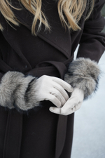 Перчатки с мехом бежевый