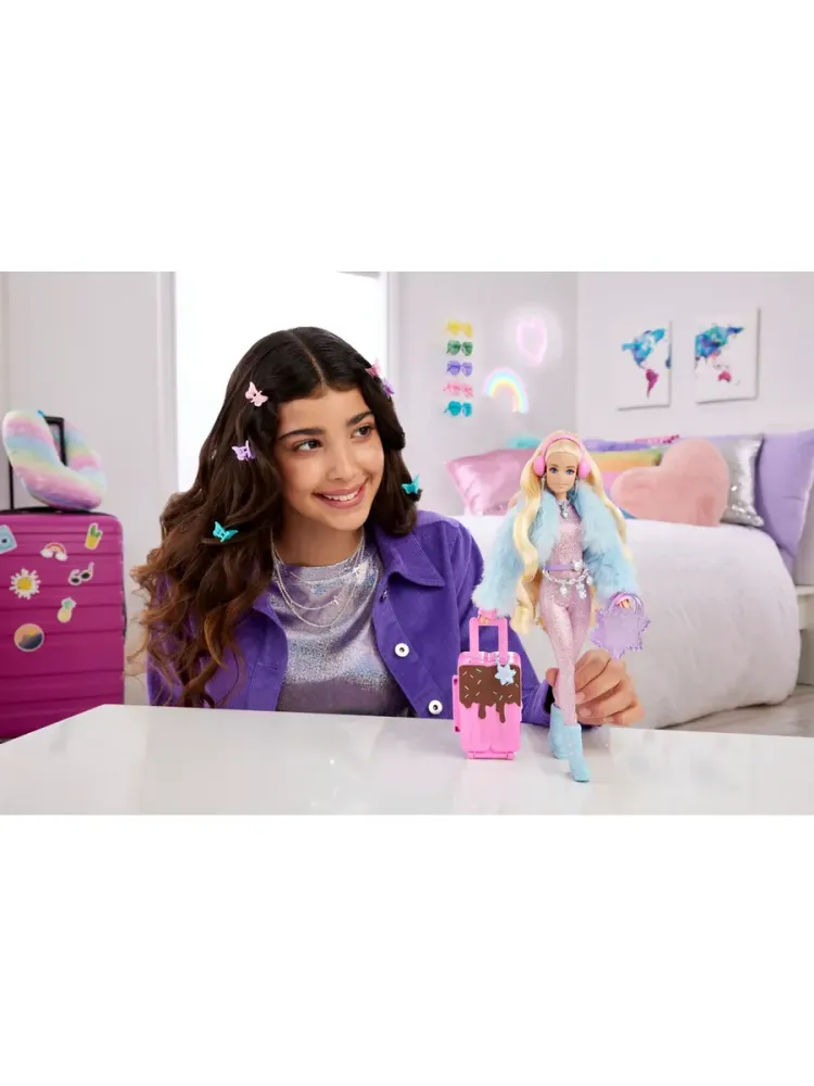 Кукла Барби Extra Fly в зимней одежде HPB16