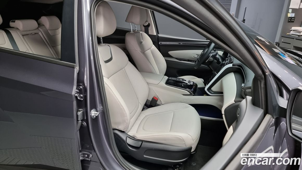 Hyundai Tucson (NX4) Бензин 1.6 Turbo 2WD (10.2023)