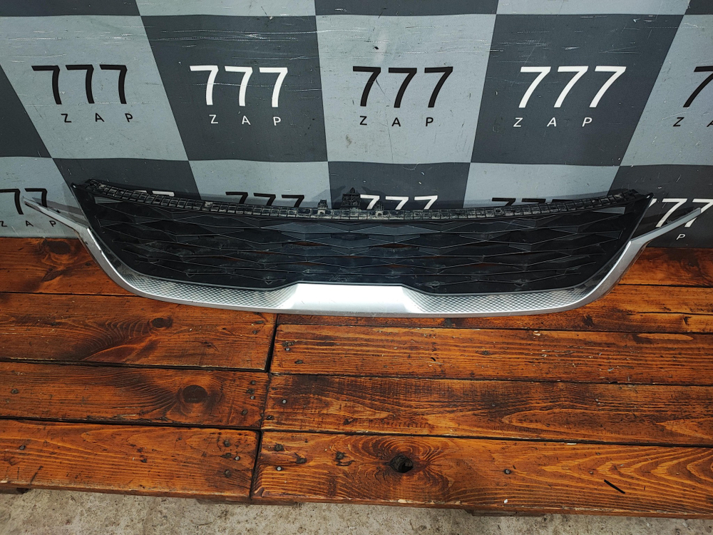 Решетка радиатора Kia Seltos 19-нв Б/У Оригинал 86351Q5010