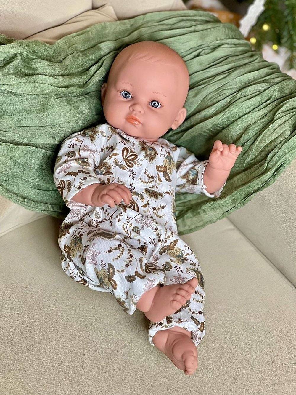 Кукла LAMAGIK виниловая 45см Alicia (46613)