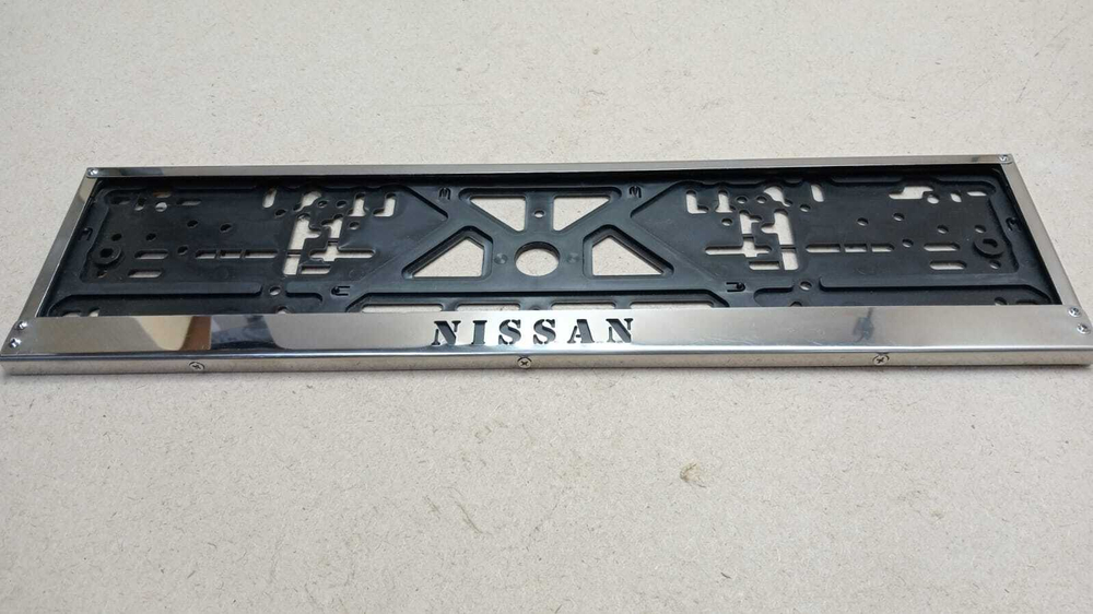 Рамка номерного знака нерж Nissan