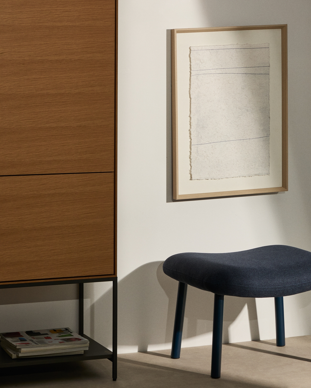 Durkan Абстрактная картина на переработанной бумаге белая 50 x 70 см