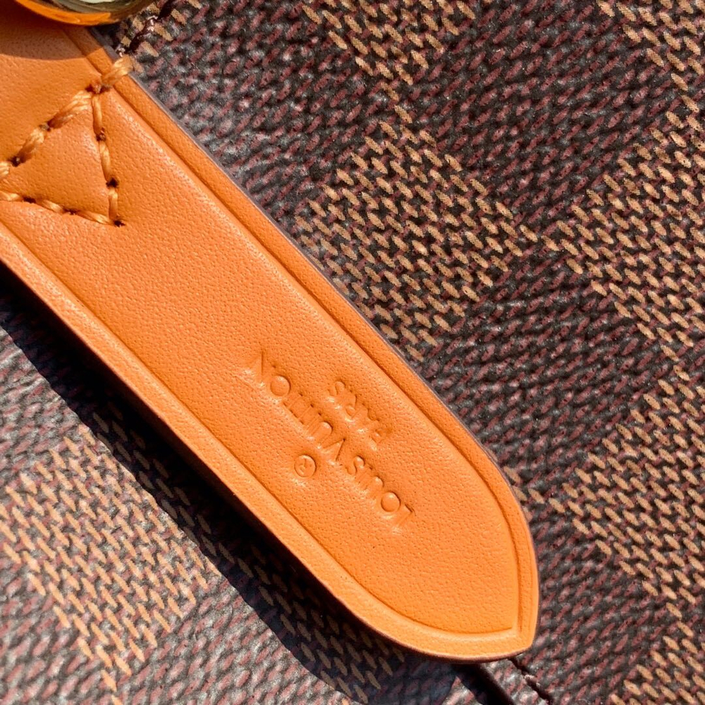Louis Vuitton NeoNoe MM