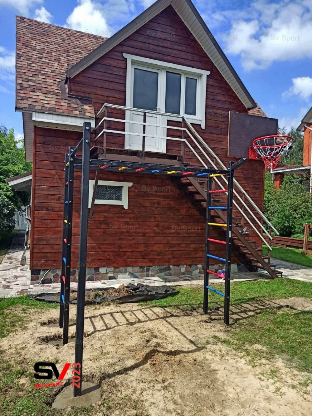 Монтаж уличной шведской стенки Sv Sport Рукоход (5 вертикальных столбов)