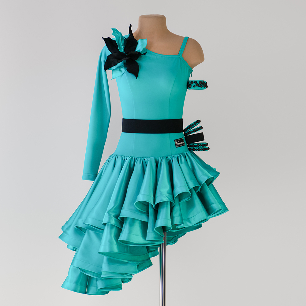 браслет на бицепс