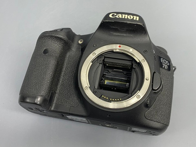 Canon EOS 7D 75.000 кадров