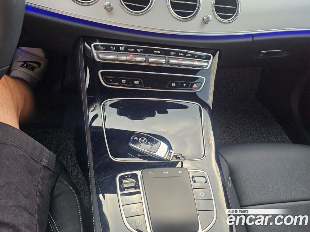 Mercedes-Benz E-Class W213 E250 Avangarde (04.2021)