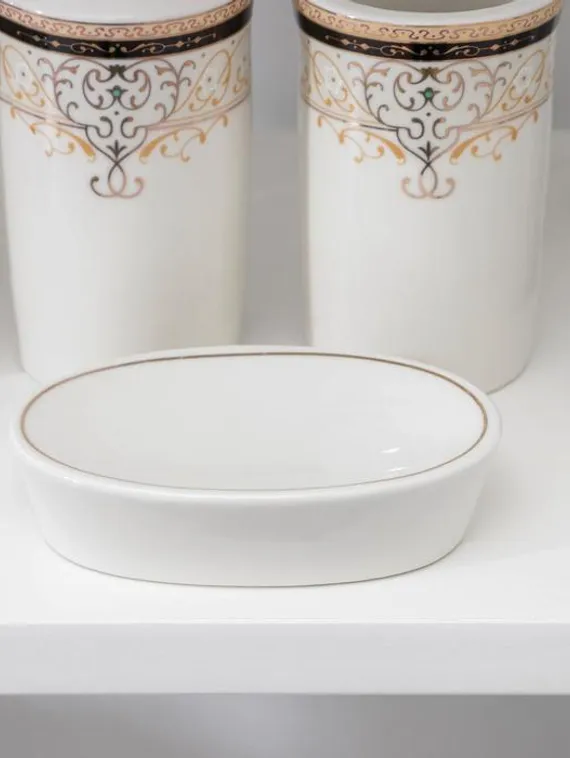 Набор аксессуаров для ванной комнаты Доляна «Золотая роскошь», 4 предмета (дозатор 250 мл, мыльница, 2 стакана)