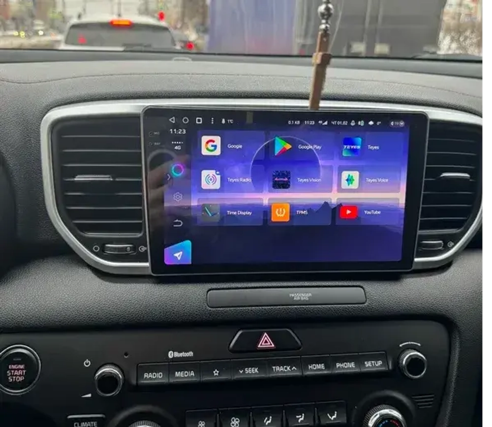 Магнитола для KIA Sportage 2018-2021 (рамка черная) - Carmedia OL-9780-2 QLed+2K, Android 12, TS10, CarPlay, 4G SIM-слот