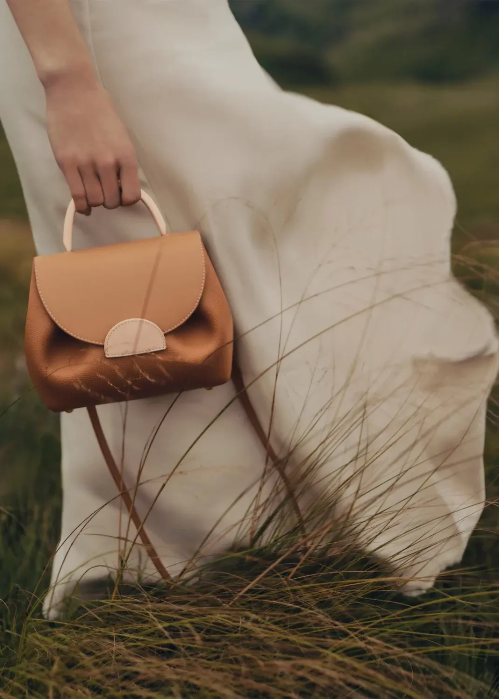 POLENE СУМКА NUMERO UN NANO, ЦВЕТ ВЕРБЛЮЖЬЕЙ ШЕРСТИ