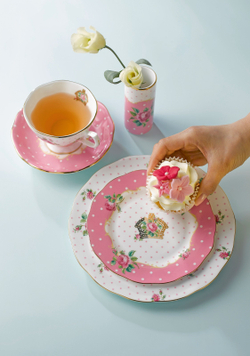 Royal Albert - Кружка Honey Bunny 300мл / артикул   40002536  / GTIN 701587145657