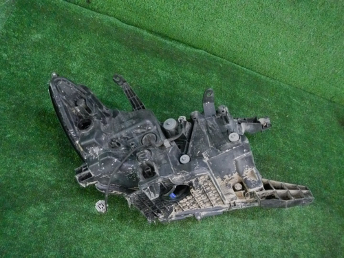 Фара левая Toyota Land Cruiser Prado 150 (2017-н.в.) LED