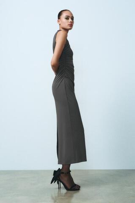 ZARA ПЛАТЬЕ МИДИ СО СБОРКОЙ, СВИНЦОВЫЙ