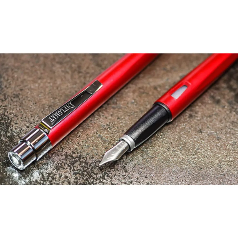 Перьевая ручка Diplomat Magnum burned красная с пером F (D40905023) 10