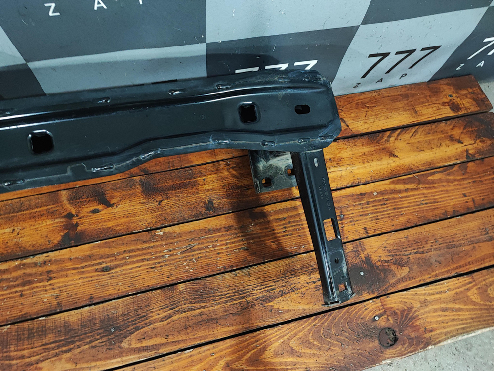 Усилитель переднего бампера Skoda Octavia 4 (A8) 19-нв Б/У Оригинал 5E3807109