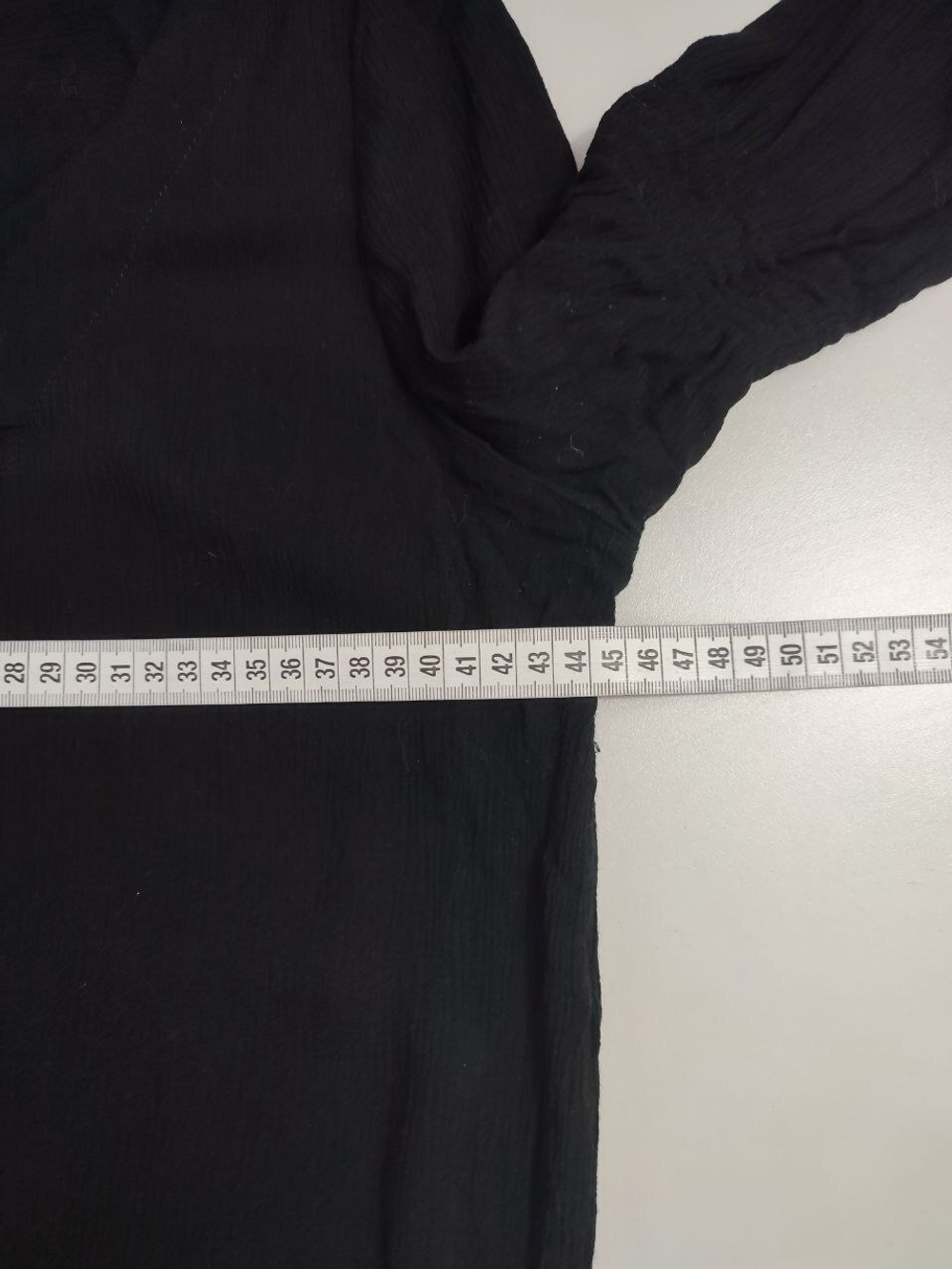 Блузка лаконичная из вискозы 44 размер