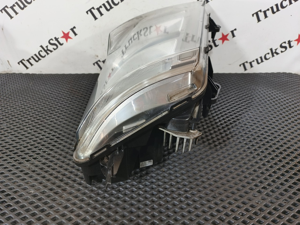 Фара левая 2019г.