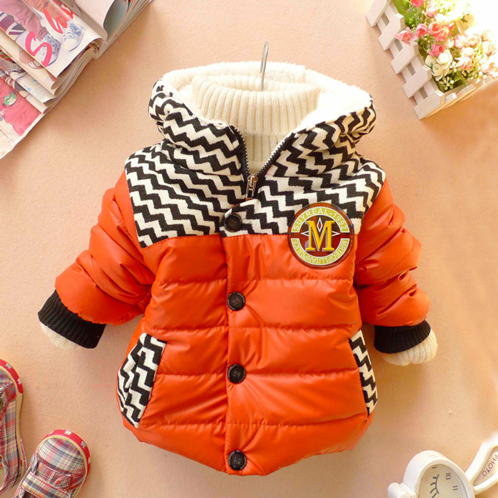 Куртка детская на кнопках и скрытой молнии с геометрическим принтом