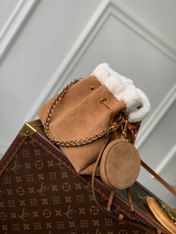 Louis Vuitton Bella