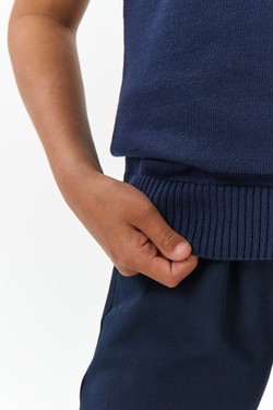 Жилет школьный вязаный (с липучкой)