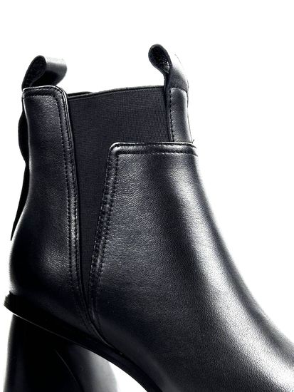 Ботинки женские