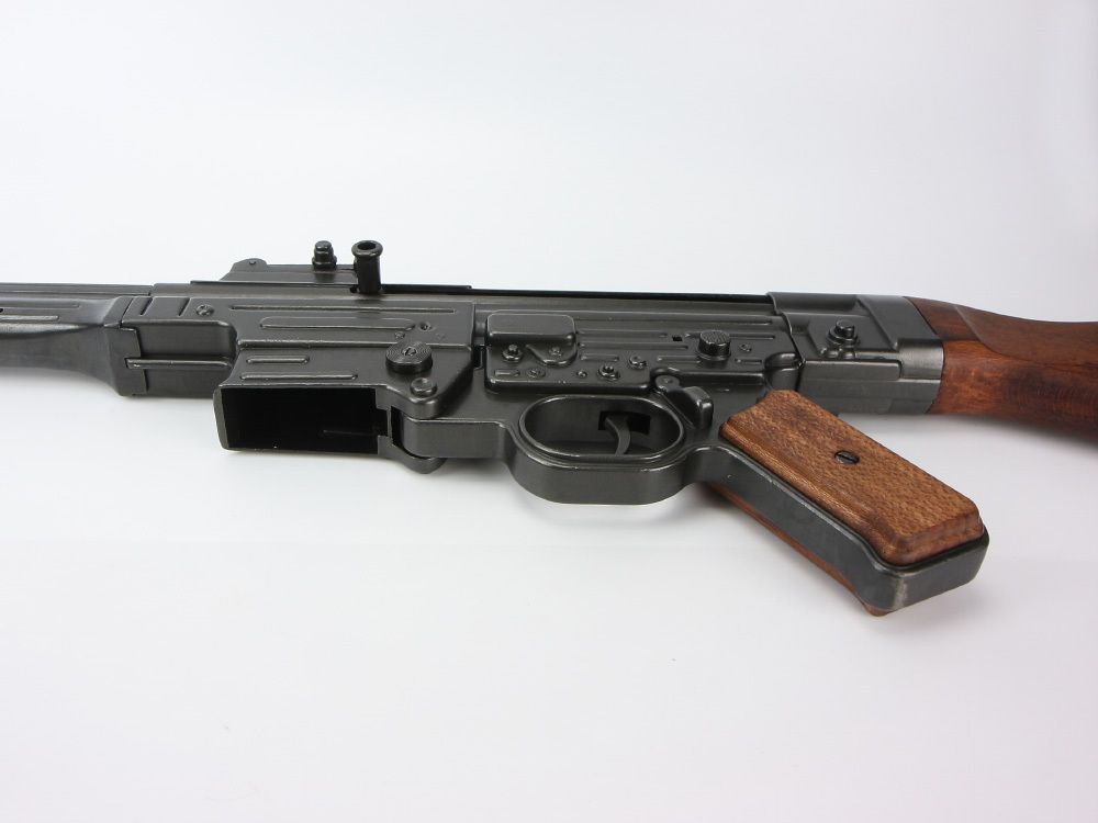 Denix Немецкая штурмовая винтовка STG-44