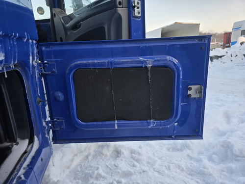 Крышка инструментального ящика 2018г