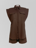 Костюм Agdali brand из шорт и удлиненной жилетки-рубашки с ремнем