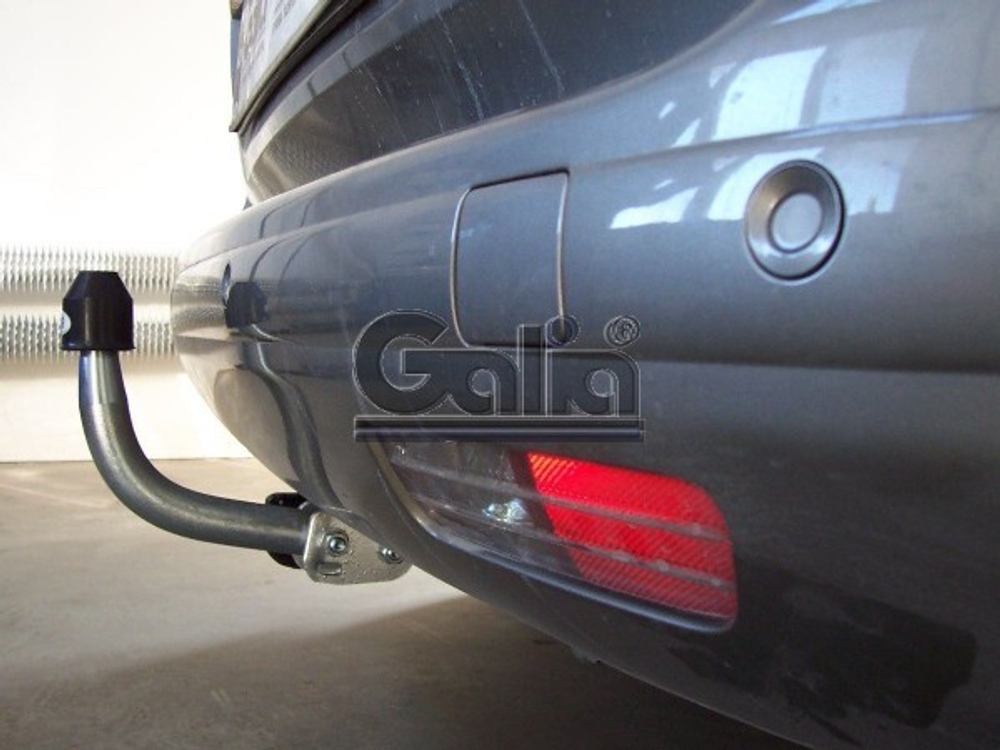 Фаркоп оцинкованный Galia C051A для Citroen C4 Picasso 2006-2013, Citroen C4 Grand Picasso 2006-2013, Peugeot 5008 2009-2017(паспорт и сертификат в комплекте)(без электрики)