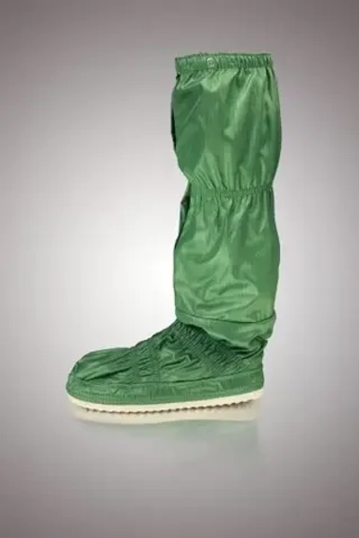 Комплект противочумный тип II (халат на завязках, бахилы с защитой от промокания) 1 шт