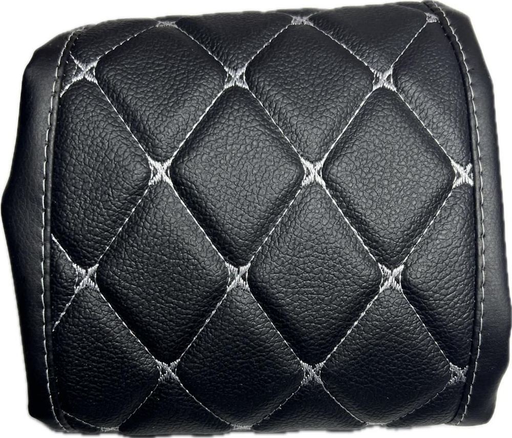 Чехол на штатный подлокотник Лада Веста (белая нить Бабочка)