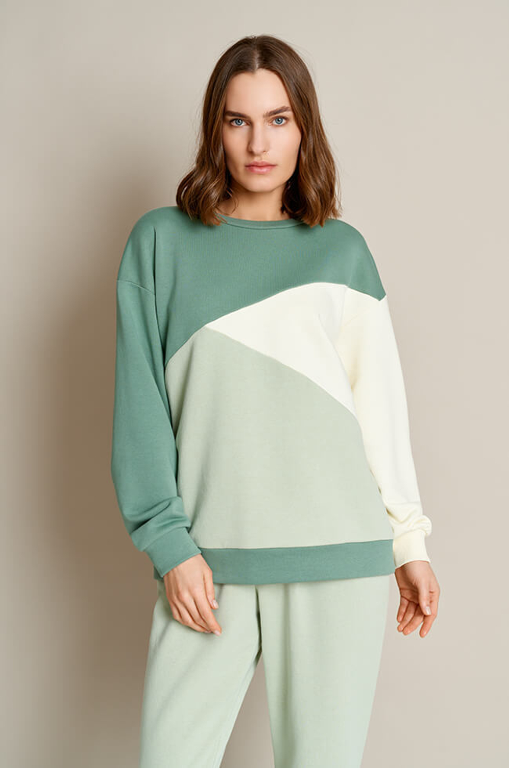 22561 Джемпер женский (осока)