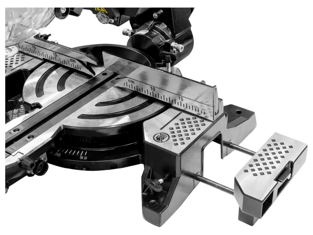 Торцовочная пила WORTEX MS 2116-1 LM