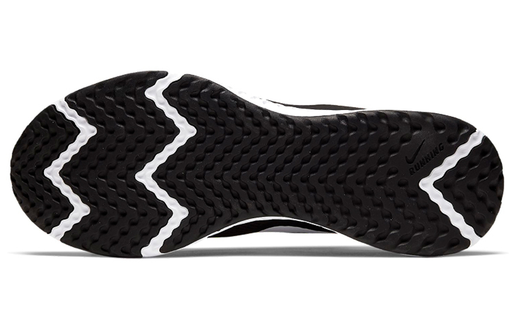 Кроссовки Nike Revolution 5