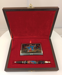 Набор "Кремль. Звезда" с визитницей и ручка c роспись. Палех