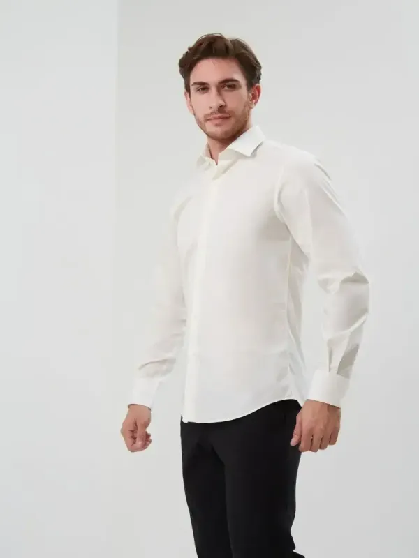 Рубашка приталенная SLIM FIT с длинным рукавом, молочная